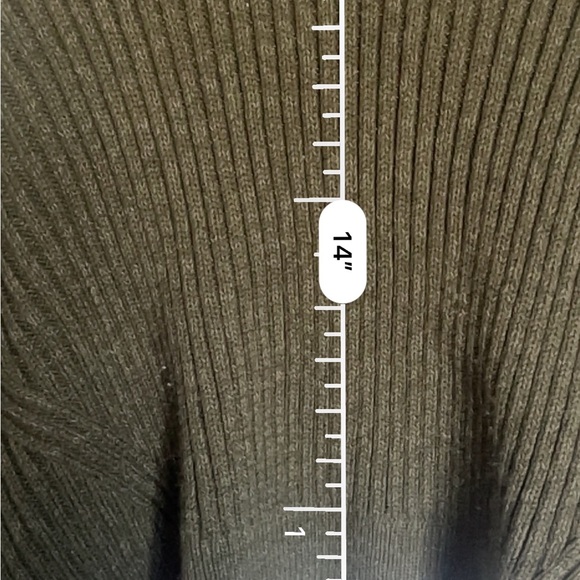 Urban outfitters green long sleeve crop top - Picture 7 of 9